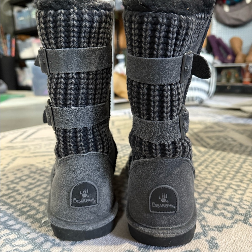 Bearpaw Womens Gray Winter Boots